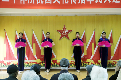 军地共建 情暖夕阳——江苏省军区无锡第二干休所与桃园会文化公司携手开展文化共建活动